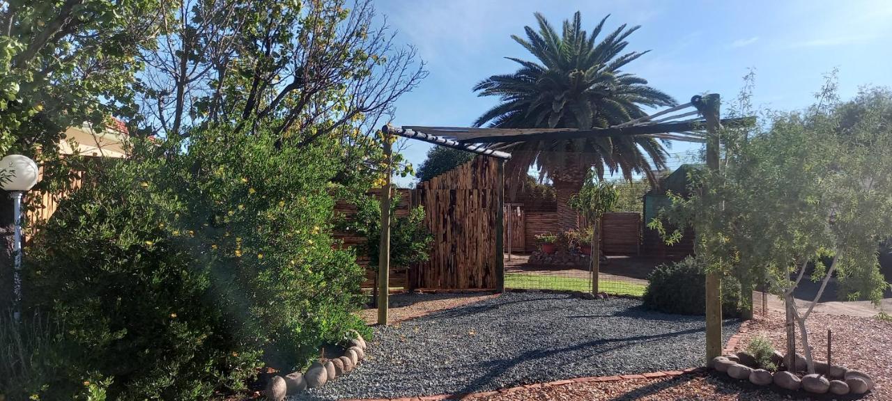 Mitat Guesthouse Beaufort West Exterior foto